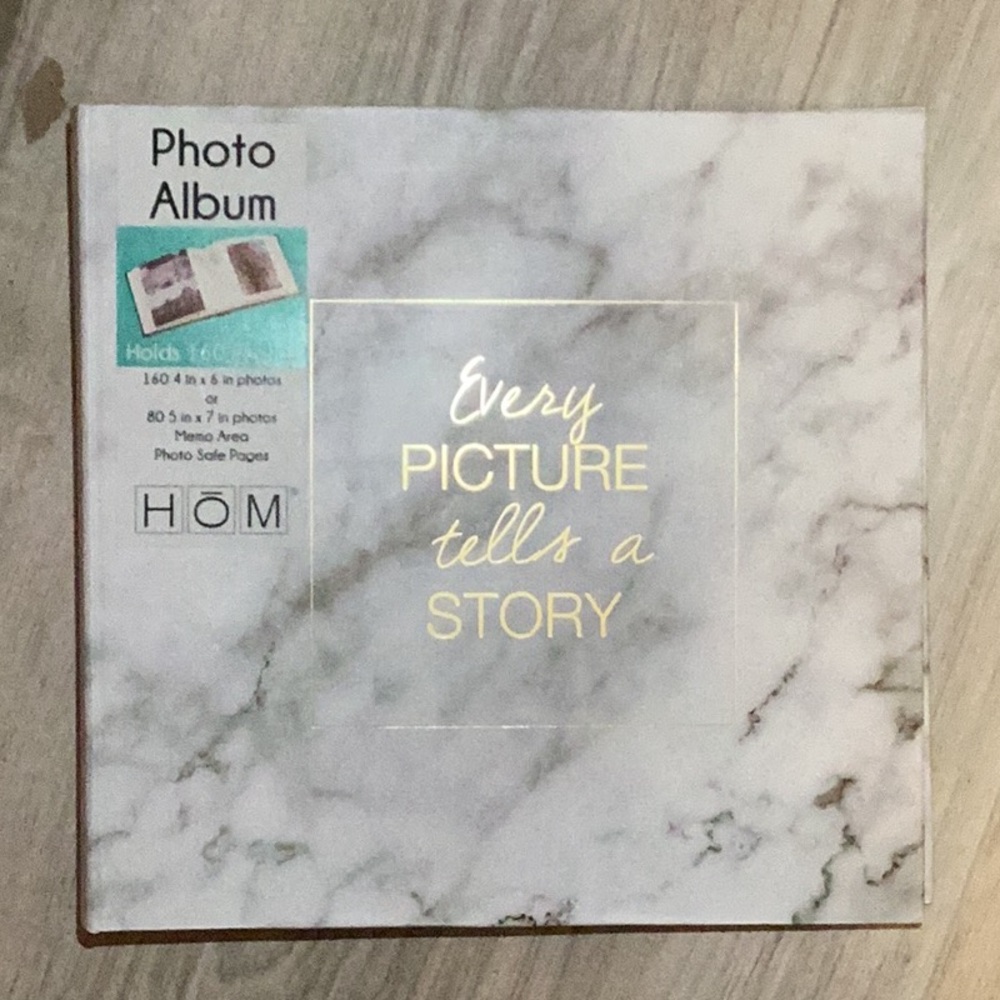 NWT NEVER USED PHOTO ALBUM